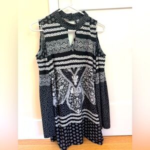 Cold Shoulder Tunic Top with Long Sleeves and Buttoned Neck, Size M